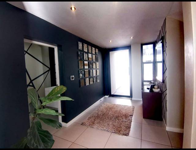 4 BEDROOM HOUSE FOR SALE IN WATERKLOOF RIDGE